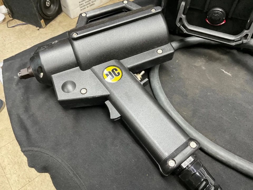 DC IMPACT 12V RECHARGEABLE 1/2" DRIVE, IMPACT WRENCH Foto 4 de 4