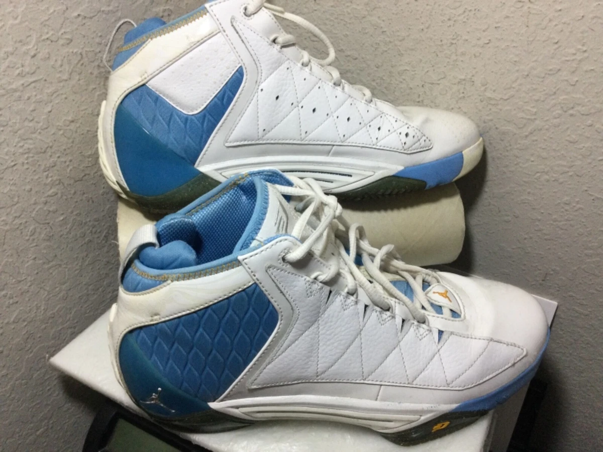 L63.Fila Air Jordan Chris Paul Basketball Sneakers 342944 103 Blue M Sz 10.5 EUC