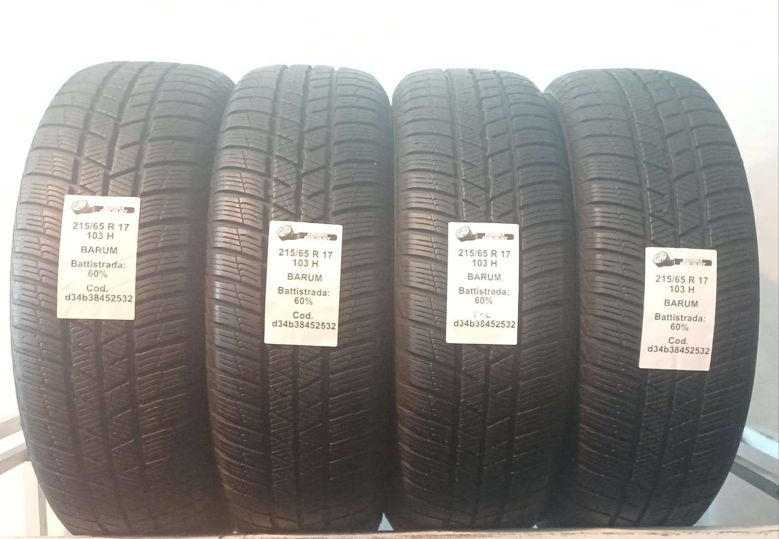 PNEUMATICI USATI PEZZI 4 BARUM POLARIS 5 215/65 R17 103H INVERNALI