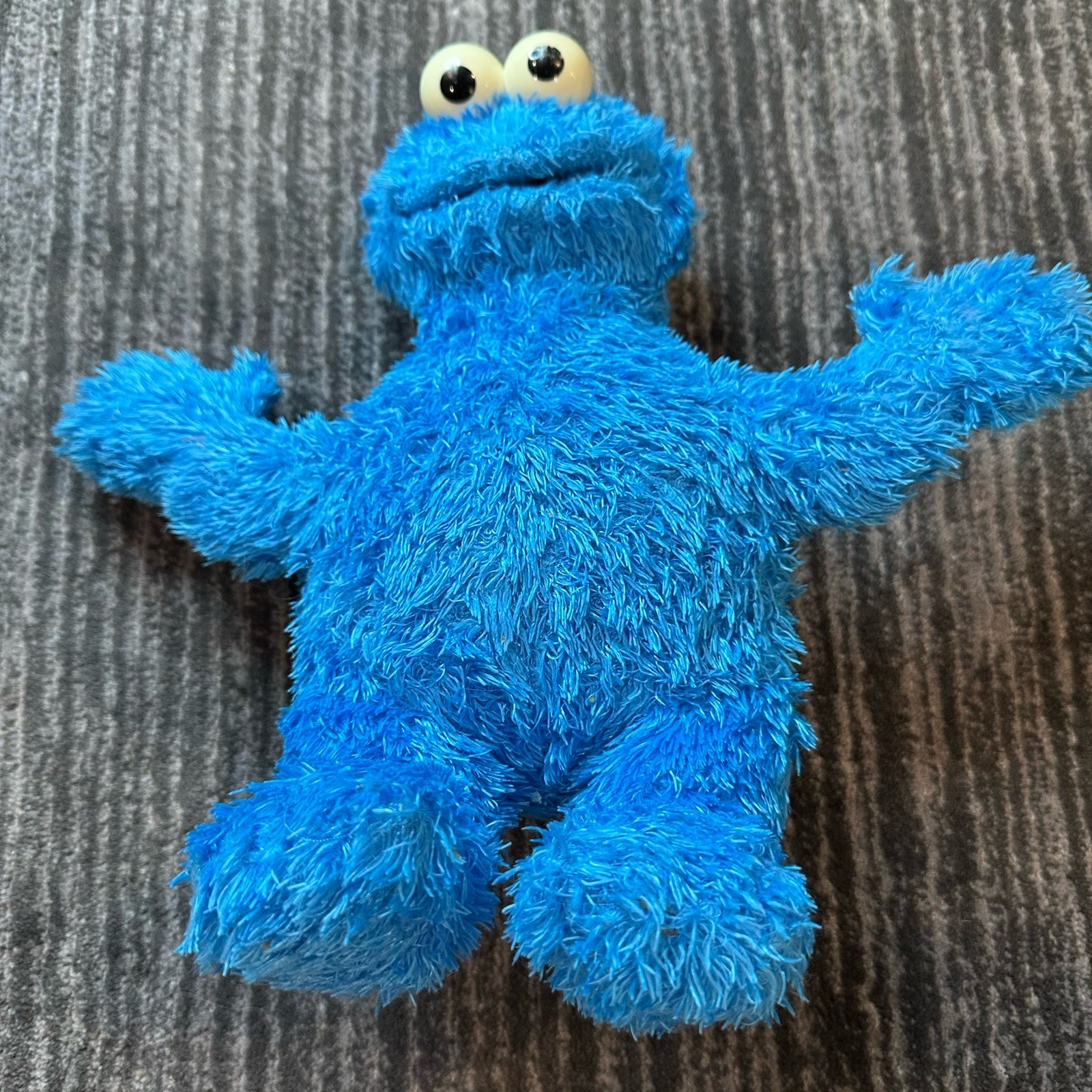Picture 1 of 6