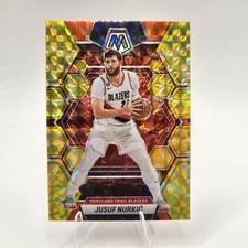 2022-23 Panini Mosaic - Jusuf Nurkic #43 Reactive Yellow Mosaic Prizm