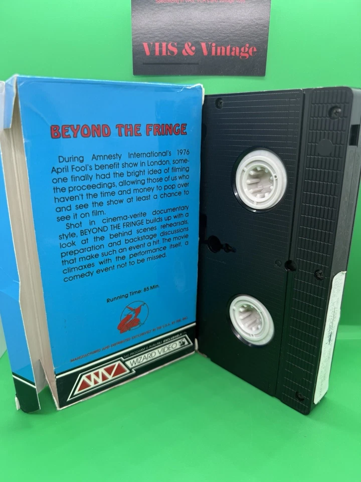 Beyond The Fringe - Wizard Video VHS OOP - Imagem 2 de 4