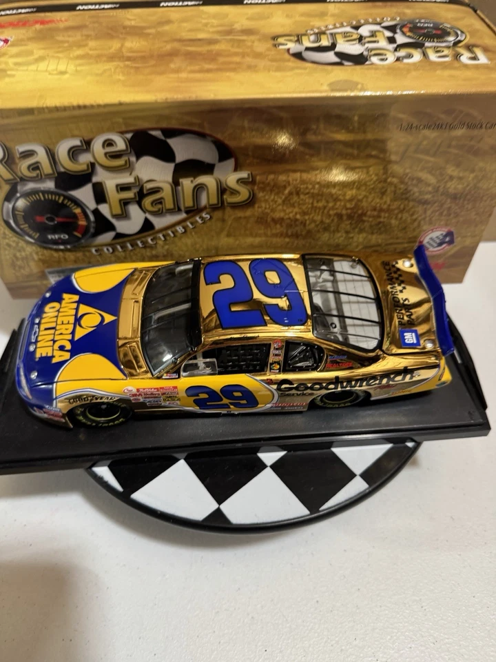 RARO* Kevin Harvick ORO #29 GM Goodwrench AOL 2001 1:24 Nascar Diecast Foto 2 de 4