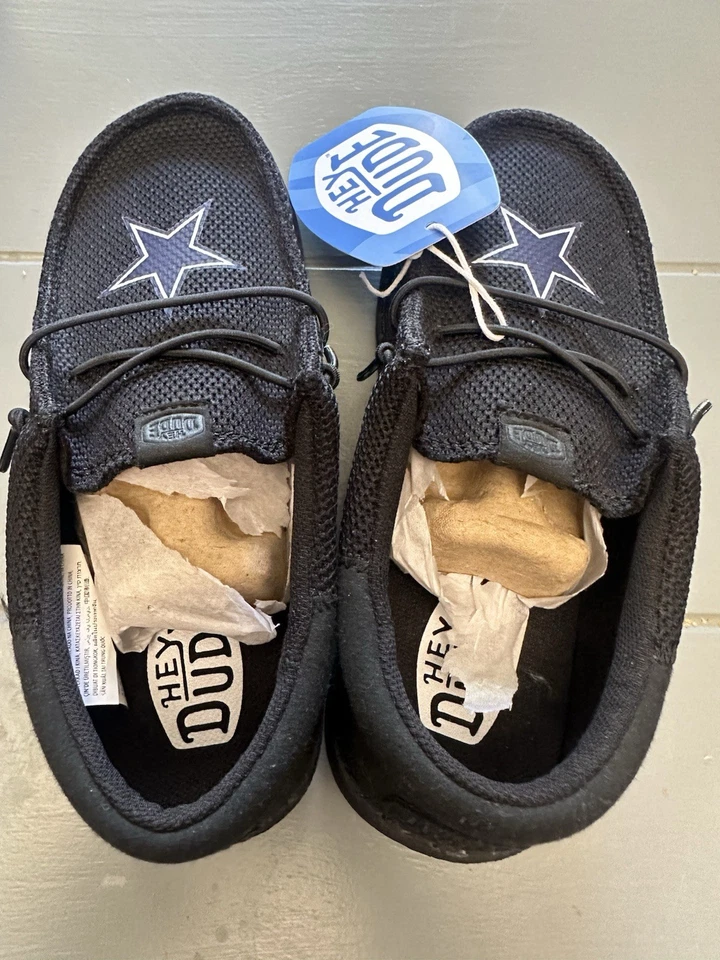 Custom Black Dallas Cowboys Hey Dudes Talla J2 Nuevo con Etiquetas Foto 3 de 4