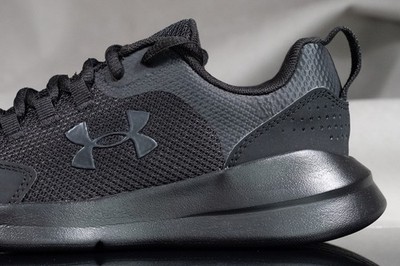 UNDER ARMOUR ESSENTIAL shoes for boys, NEW & AUTHENTIC, US size (YOUTH) 7