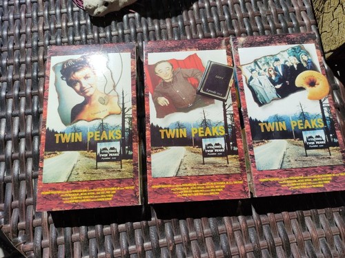 Twin Peaks VHS 7 Tapes Set Original Episodes 1-7 1990 David Lynch WorldVision - Picture 9 of 10