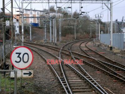 FOTO EISENBAHNKNOTENPUNKT AM BAHNHOF DALREOCH RECHTS FÜR BALLOCH LINKS FÜR HELENSBUR