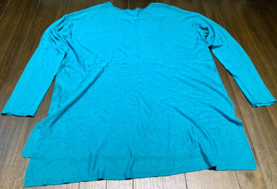 Top túnica verde Lisa International para mujer camisa XL suéter navideño súper suave Foto 2 de 3