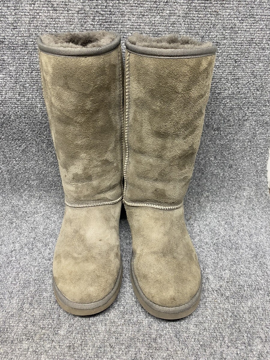 Ugg Australia classic tall shearling boots. UGG Australia Classic II Tall Shearling Suede BOOTS for  main image 4