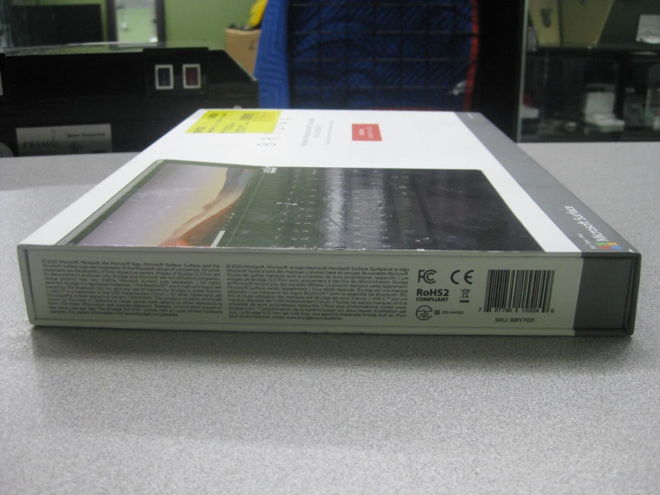 Brydge 12.3 Pro+ Wireless Keyboard + Touchpad for Surface Pro 4,5,6,7 - BRY7011 - Image 4 of 4