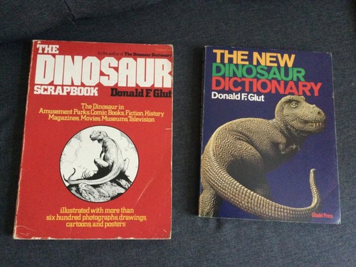 The Dinosaur Scrapbook & The New Dinosaur Dictionary by Donald F. Glut - 第 1/6 張圖片