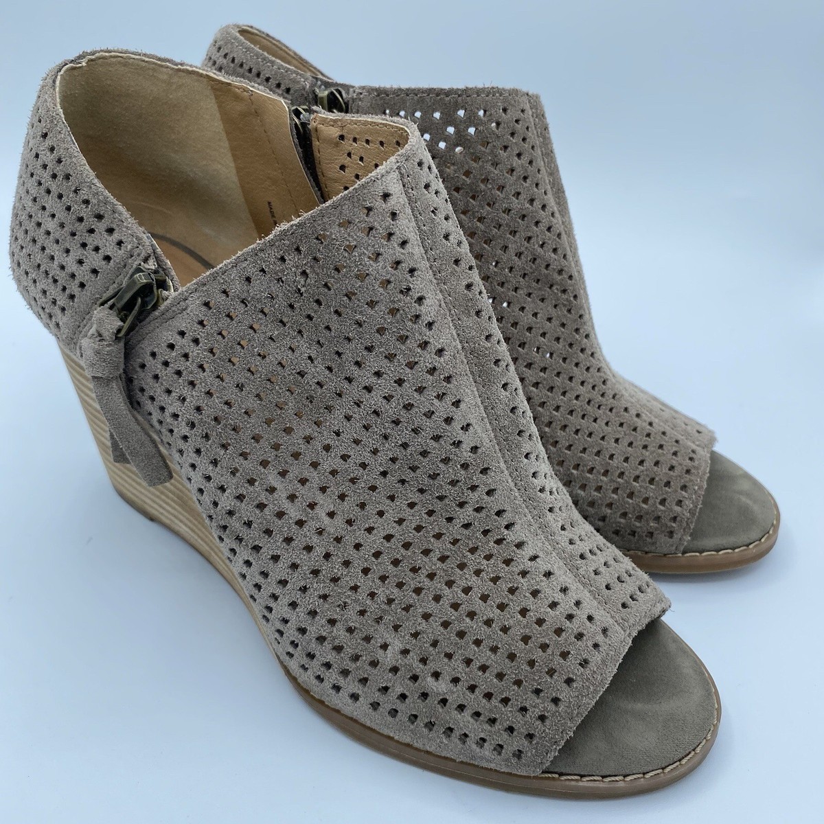 beige wedge dress shoes The Conq Beige Women's Dress Wedge Sandals Tresmode 37