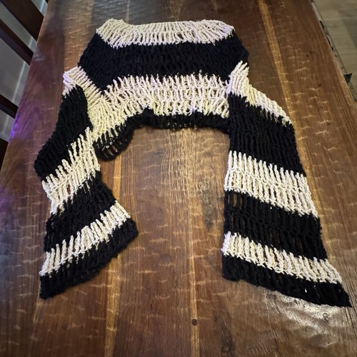 Black and white striped crocheted Open Knit Bolaro Top Shrug - Picture 4 of 11