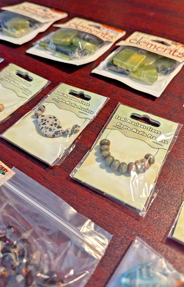 12 oz Mixed Bead & Jewelry Making Lot – Semi-Precious Stone, Shell, Glass, Metal - Image 3 of 4