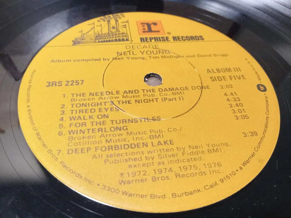 Neil Young - DECADE, LP VG+/VG Reprise Gatefold 3RS-2257, READ DESCRIPTION 👇 - Image 4 of 4