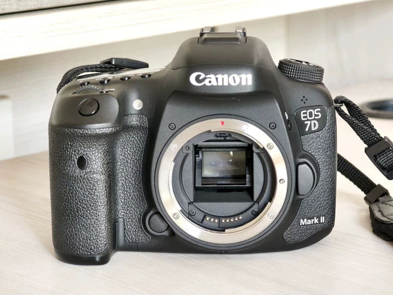 25+ Canon EOS 7D Mark II Digital Cameras for sale | Updated Oct 2026