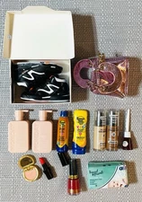 Zuru Mini Brands Lot Of 13