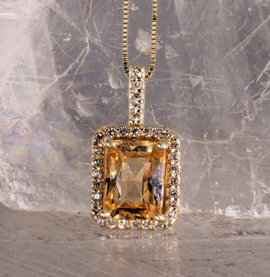 Colgante granate hessonita natural oro amarillo 14k con cadena.  Hecho a medida. Foto 2 de 4