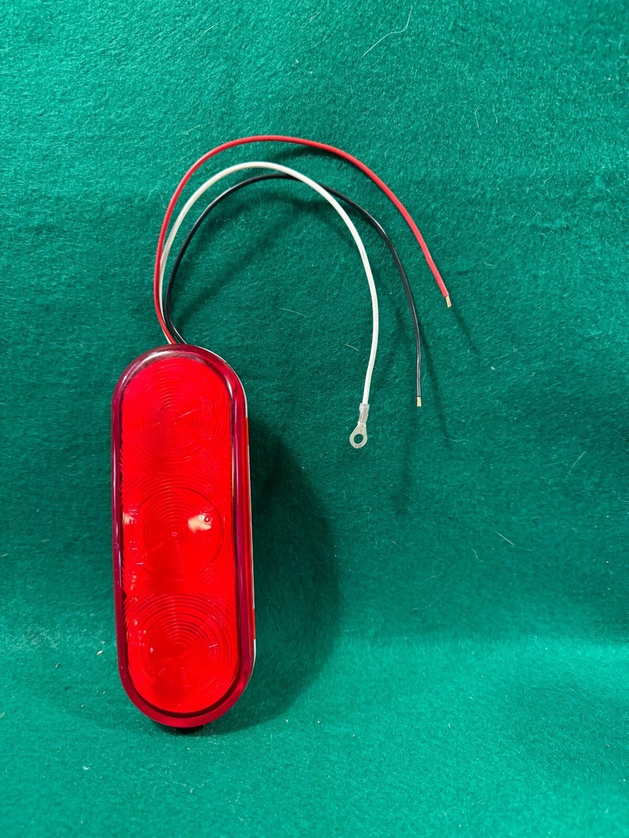 Grote 5412 Grote Select Oval LED Stop Tail Turn Light (Female Pin