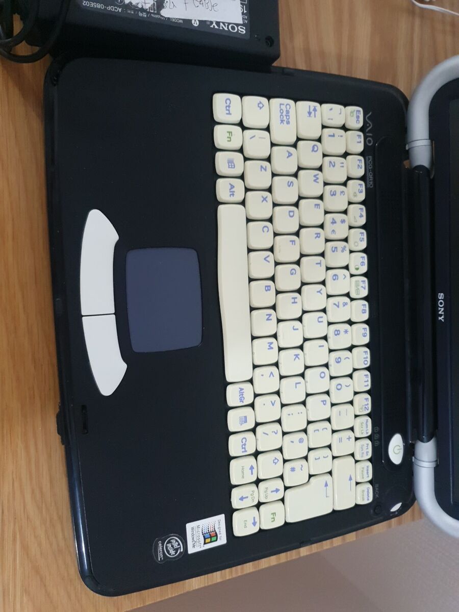 Very Rare VINTAGE NOTEBOOK LAPTOP PC SONY VAIO PCG-721C QR10 Very Rare VINTAGE NOTEBOOK LAPTOP PC SONY VAIO PCG-721C QR10