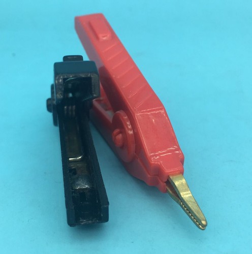 2PCS IC SMD Alligator Kelvin Clip Copper Gold Plated ALLIGATOR CLIP Test Clamp - Picture 2 of 2