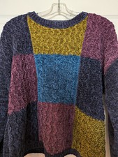 Vintage Ladies sweater by Reference Point. Medium. Very warm and colorful.