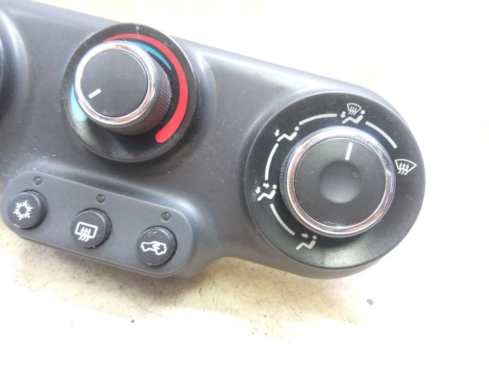 Control de temperatura climático 15803277 compatible con 06-07 SATURN VUE f77-202732 Foto 3 de 4