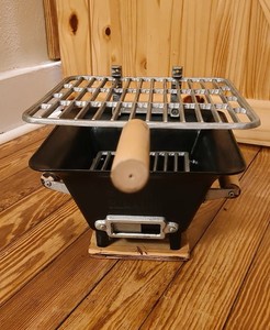 Rossini Hibachi Cast Iron Portable Square Tabletop Grill with Wooden Handle