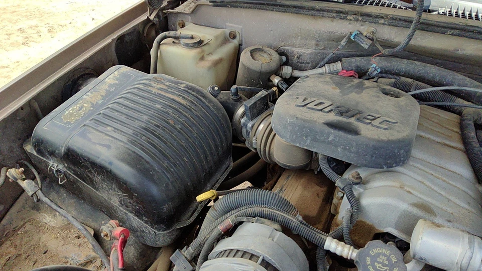 1996-00 Silverado 2500 Complete Air Intake Filter Box Housing With Tube Oem 7.4l - Image 4 of 4