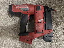 Milwauke 2746-20 M18 FUEL 18 Gauge Brad Nailer - Red
