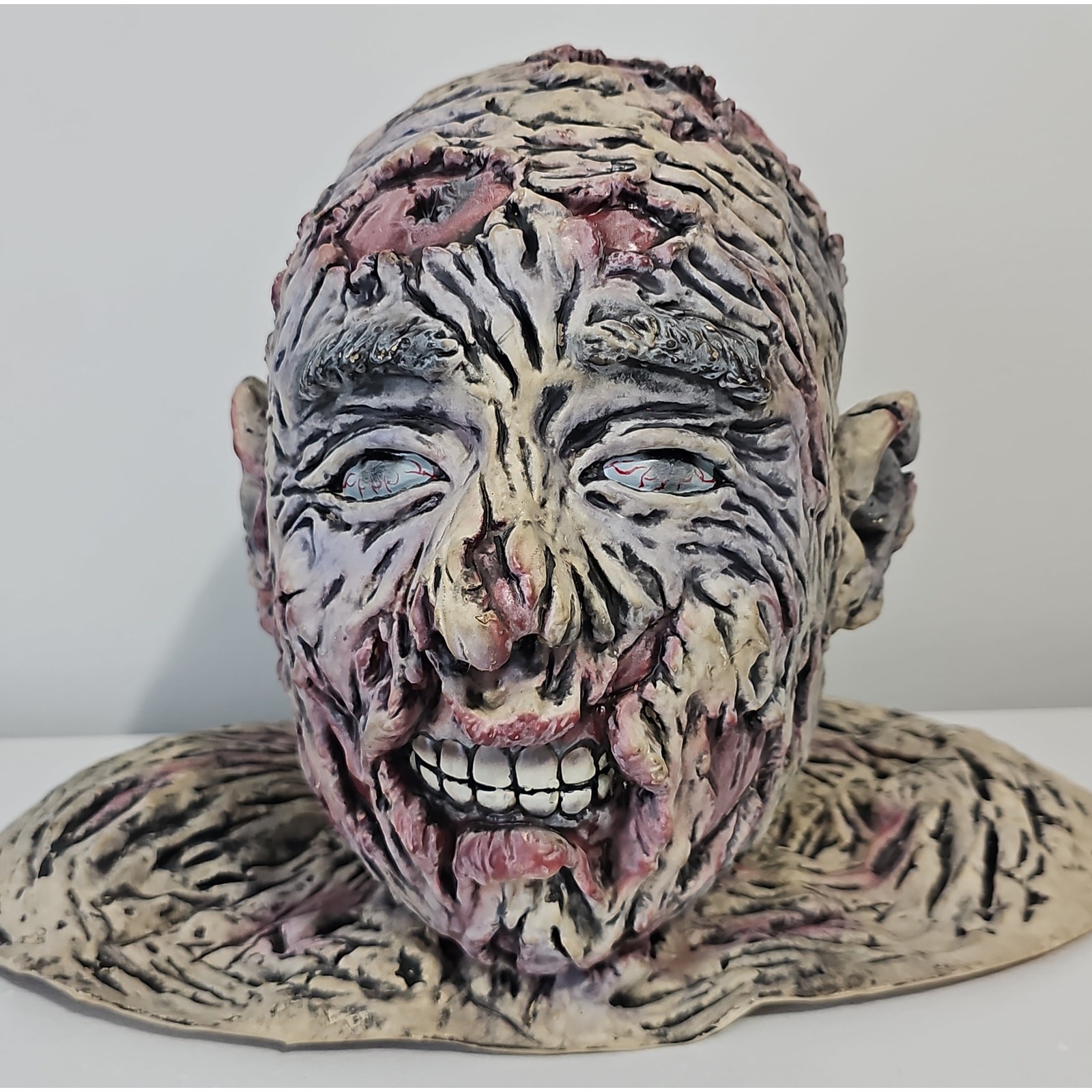Nightview Zombie Head Halloween Prop Scary Monster Creepy Latex Decoration