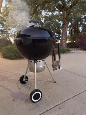 NEW Weber 22'' Original Kettle Charcoal Grill - USA ONLY (Excludes AK CA HI)