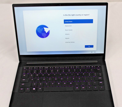 Razer Blade Stealth 13 2019 i7-8565U 16GB RAM 256GB NVMe SSD MX150 13.3'' FHD