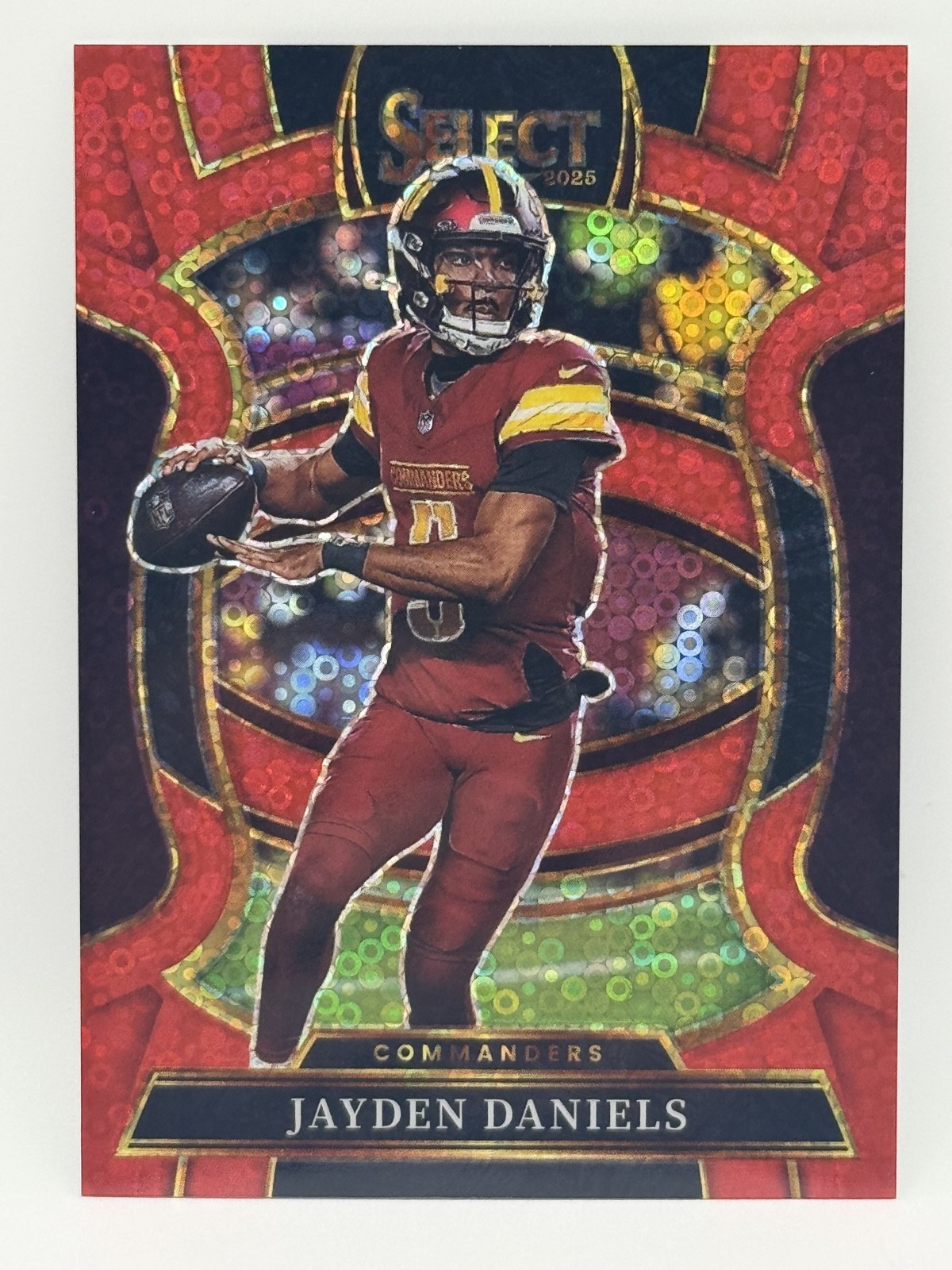 2025 Panini Select - Concourse Jayden Daniels #88 Red Disco Prizm /49 Commanders