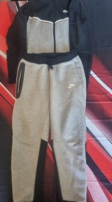Nike Sportswear Tech Fleece Set Gr. 158-170 Top Zustand