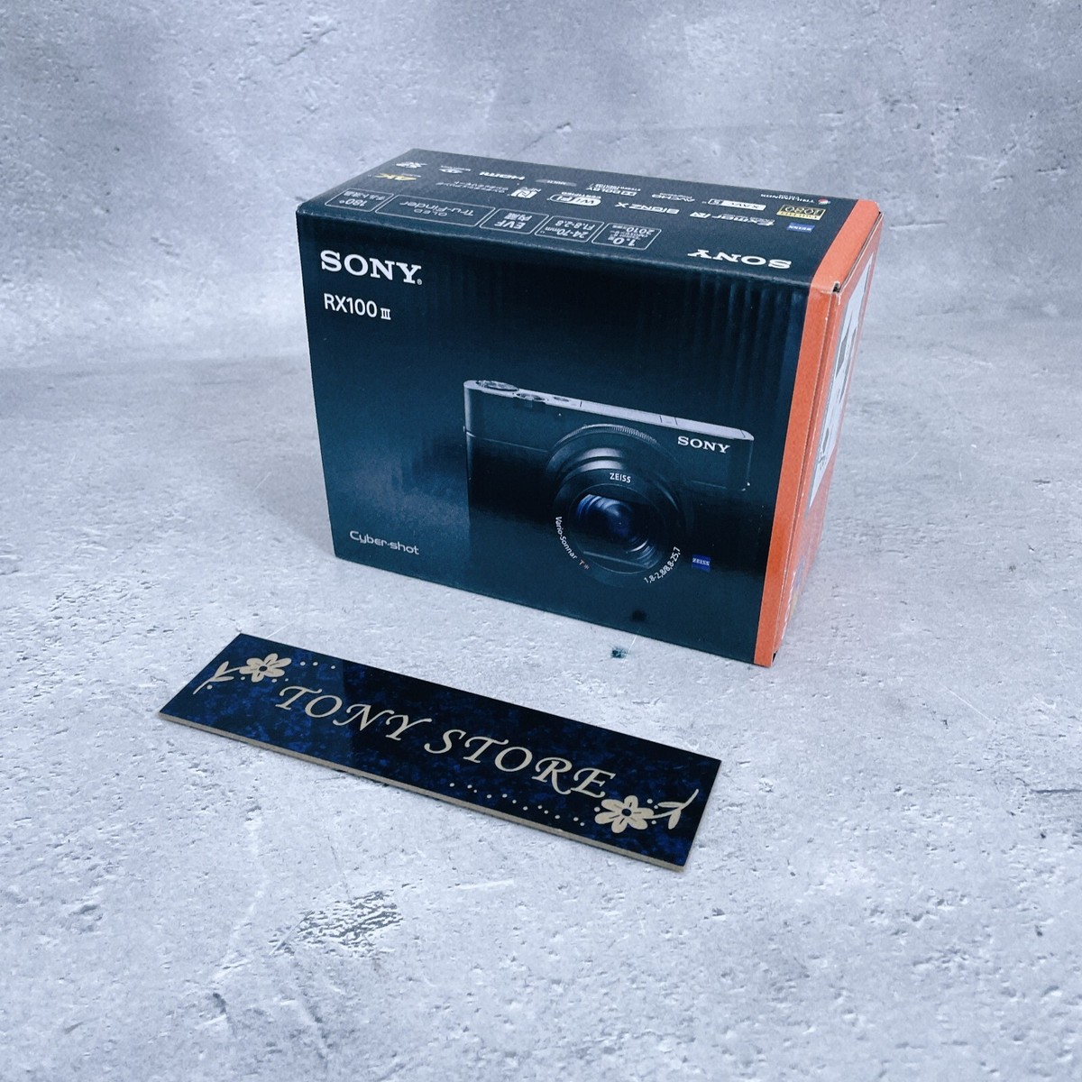 Sony DSC-RX100 III 20.1 MP Digital SLR Camera - Black (Body