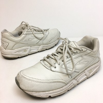 brooks diabetic shoes