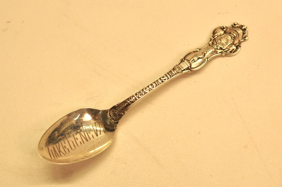 Cuchara de 5" de recuerdo de Wisconsin de plata esterlina vintage de R. Wallace & Sons Foto 3 de 4