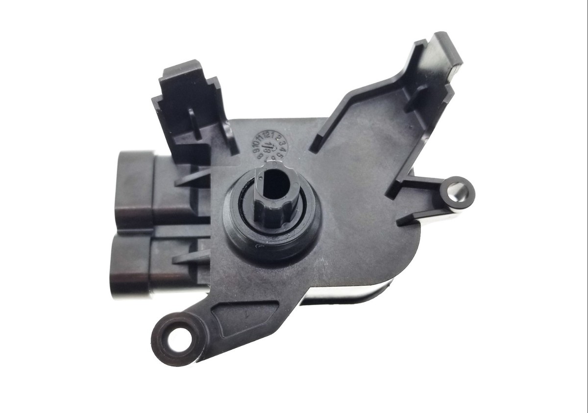 メル GENUINE***OEM***Club Car Precedent / DS M-COR 4 Throttle