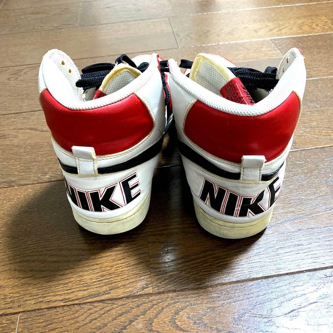 2009 Nike Terminator High Basic Chicago Color 336… - image 2