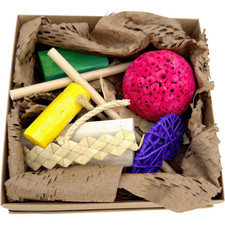 3107 Sola Shred Heart Foraging Box Bird Toy with Colorful Ball for Small Birds