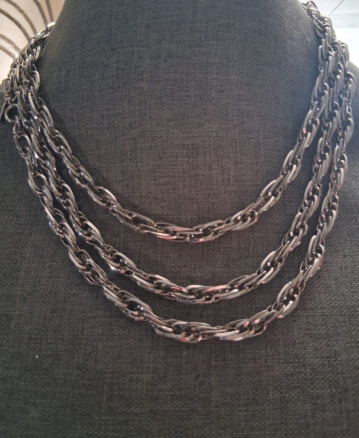 Monet interlocking chain 56" opera length necklac… - image 14