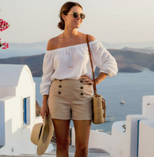 NWT Attention Women's Beige Solid Linen Cotton Blend Side Buttons Shorts Size: L