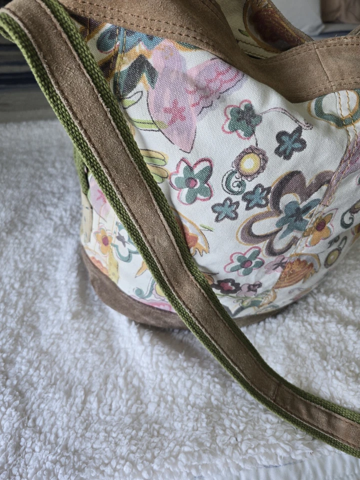Lucky Brand Bucket Shoulder Bag Crossbody Canvas Suede Humming Bird Boho XL - Image 3 of 4