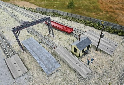 Walthers Cornerstone ~ HO Scale ~ Piggyback Ramps ~ Kit ~ 933-4048