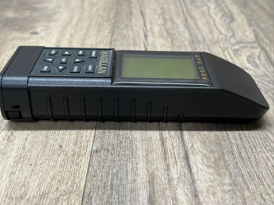 Magellan GPS 2000 Satellite Navigator - Image 4 of 4