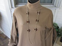 White House Black Market 20 Gold Tone Chain Faux Tortes Shell Discs $54.00 White House Black Market 20 Gold Tone Chain Faux Tortes Shell Discs $54.00