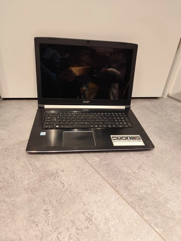 Acer Aspire A517-51-57MK - Core i5 8th Gen. - 1TB HDD - Windows 10 - Notebook - Bild 2 von 4