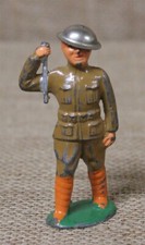 Barclay Dime Store Toy Soldier 1305: Drum Major B33 , tip broken