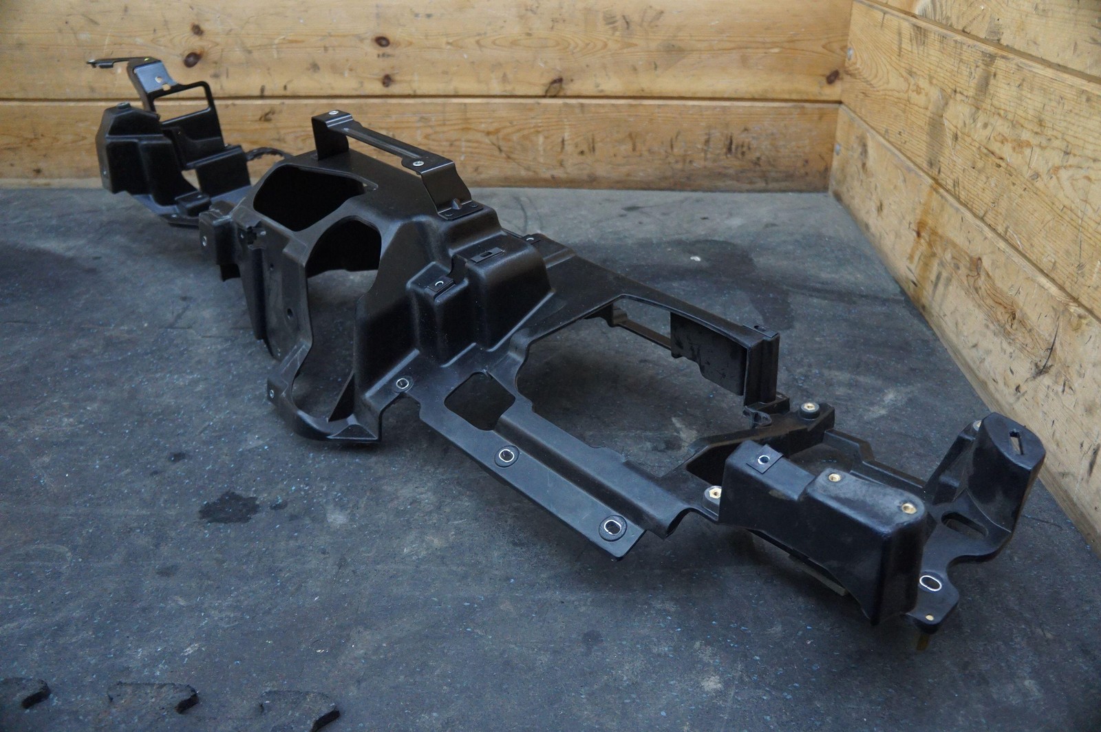 Lower Dashboard Instrument Panel Support 82509900 OEM Ferrari 458 2010 *Note*